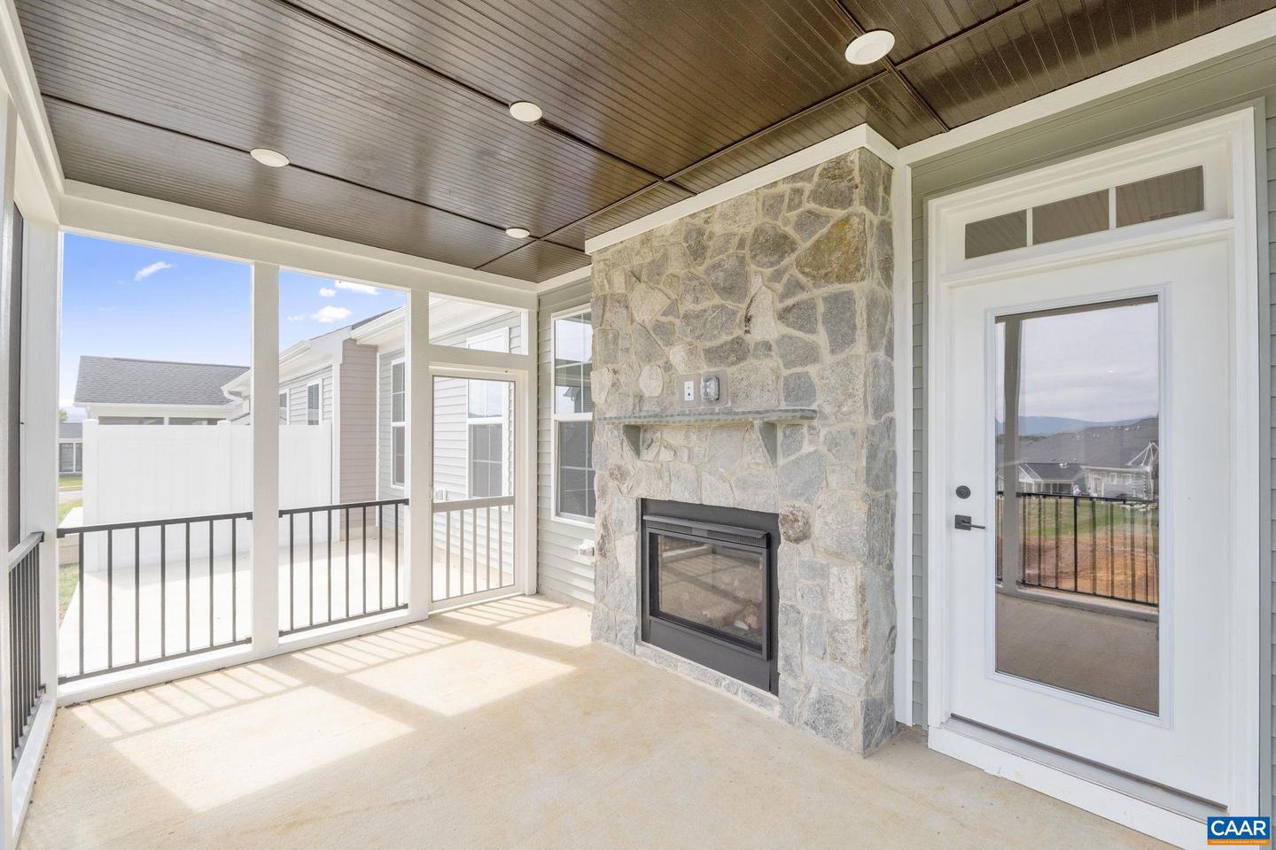 85 SPRINGDALE RD, WAYNESBORO, Virginia 22980, 3 Bedrooms Bedrooms, ,2 BathroomsBathrooms,Residential,For sale,85 SPRINGDALE RD,673709 MLS # 673709