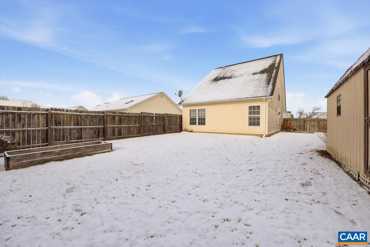 212 INGLECRESS RD, WAYNESBORO, Virginia 22980, 3 Bedrooms Bedrooms, ,2 BathroomsBathrooms,Residential,For sale,212 INGLECRESS RD,673714 MLS # 673714