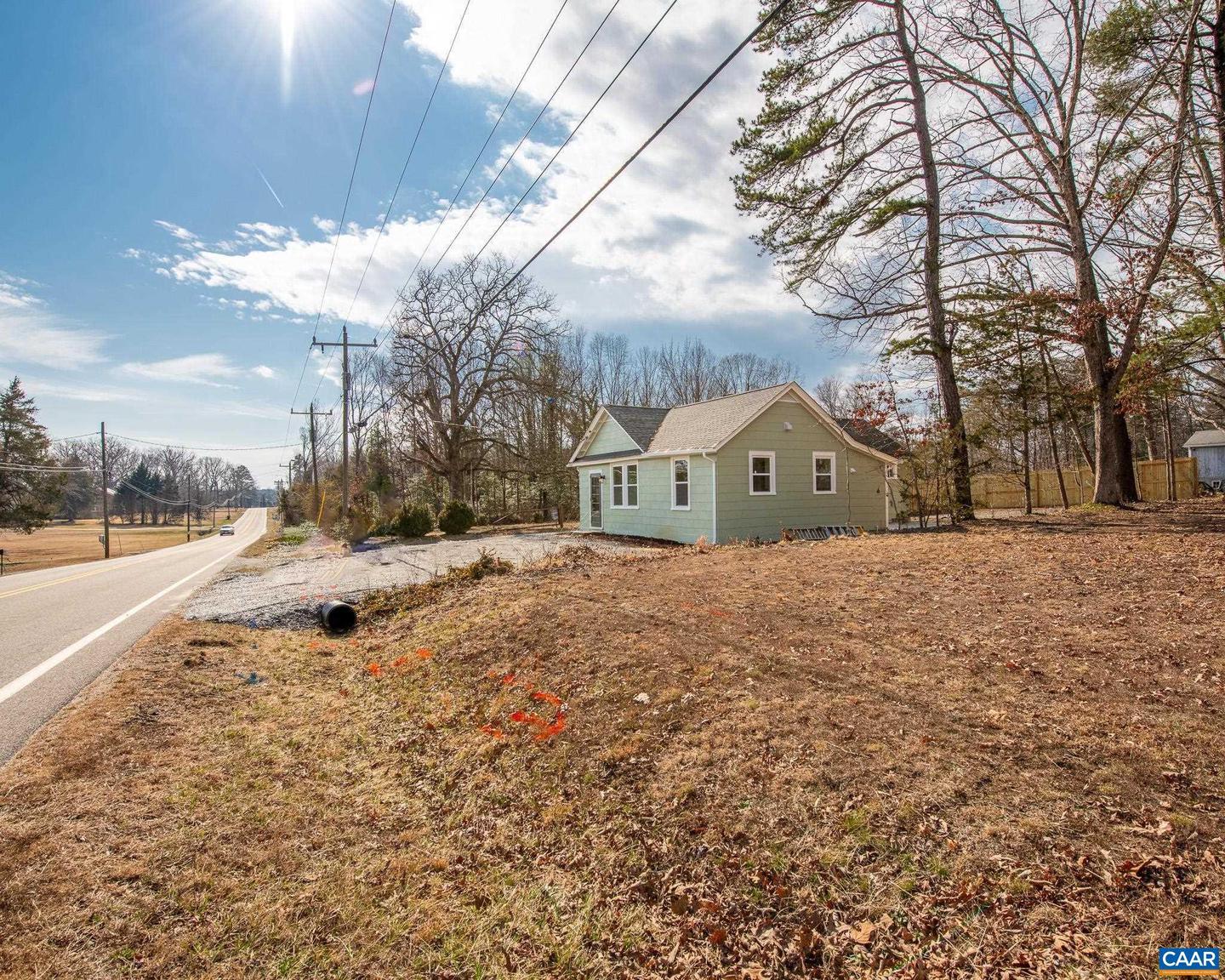 5367 JAMES MADISON HWY, FORK UNION, Virginia 23055, 2 Bedrooms Bedrooms, ,1 BathroomBathrooms,Residential,For sale,5367 JAMES MADISON HWY,673716 MLS # 673716 5367 JAMES MADISON HWY, FORK UNION, Virginia 23055, 2 Bedrooms Bedrooms, ,1 BathroomBathrooms,Residential,For sale,5367 JAMES MADISON HWY,673716 MLS # 673716