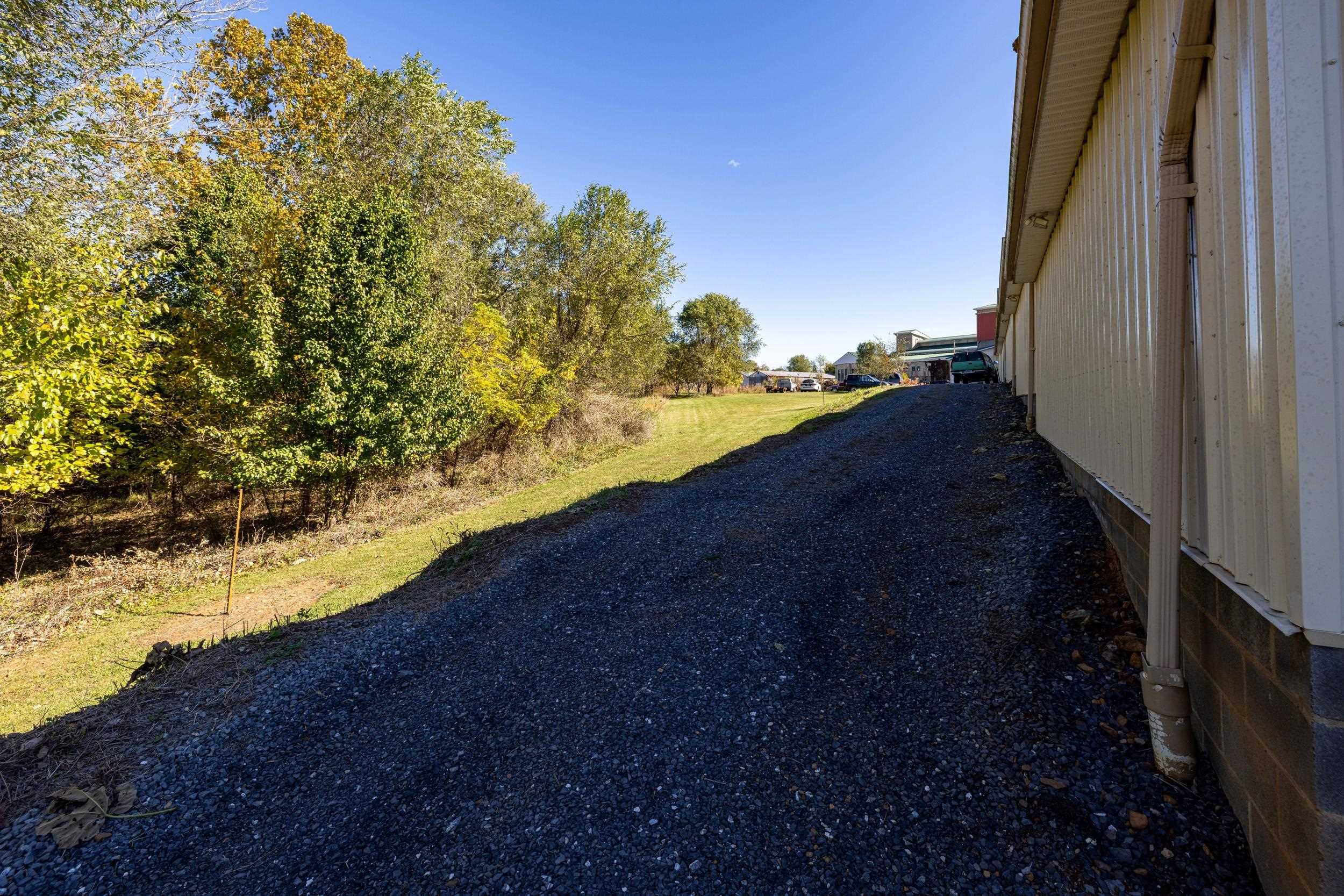 211 TANNERY RD, LURAY, Virginia 22835, ,Commercial,211 TANNERY RD,673717 MLS # 673717