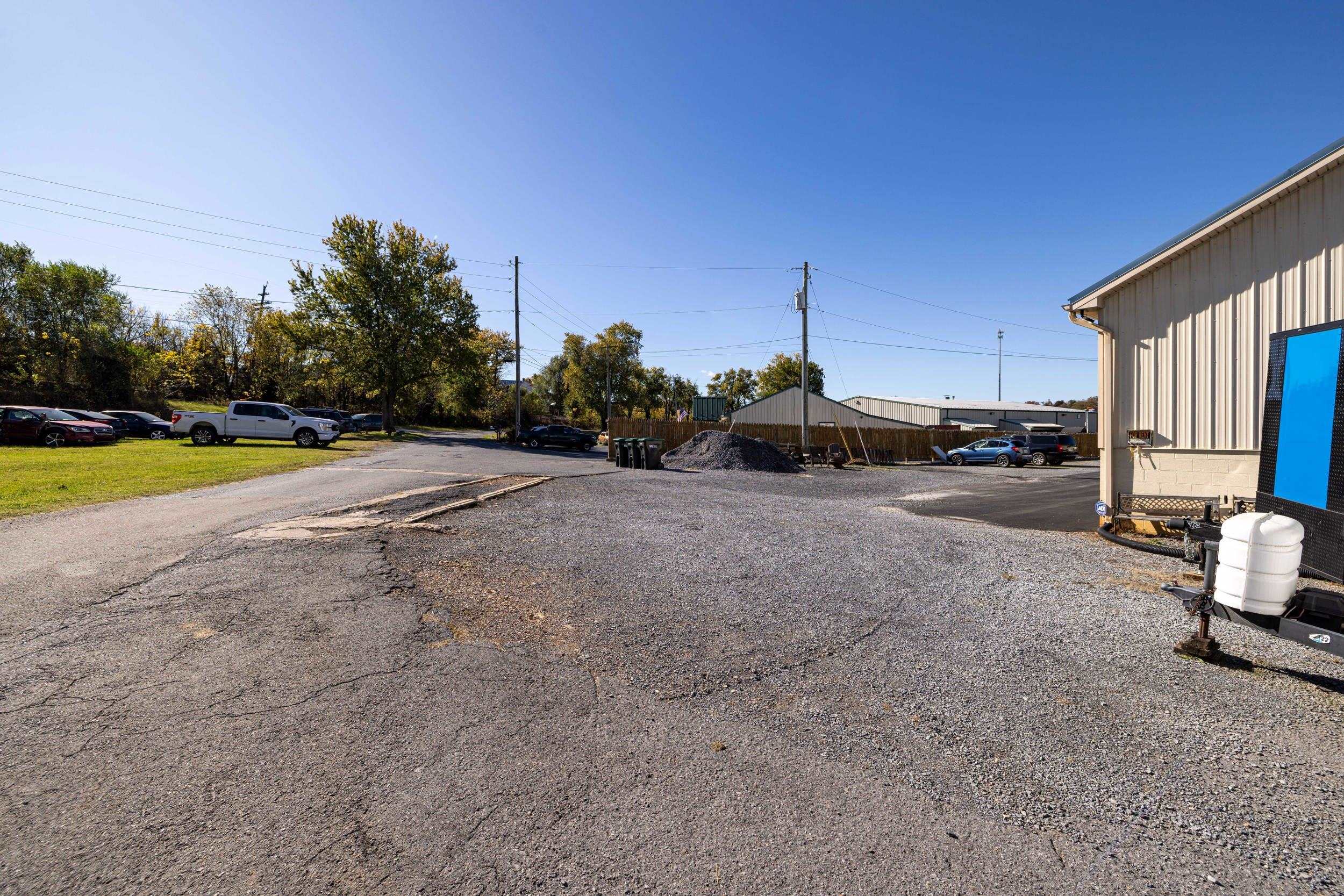 211 TANNERY RD, LURAY, Virginia 22835, ,Commercial,211 TANNERY RD,673717 MLS # 673717