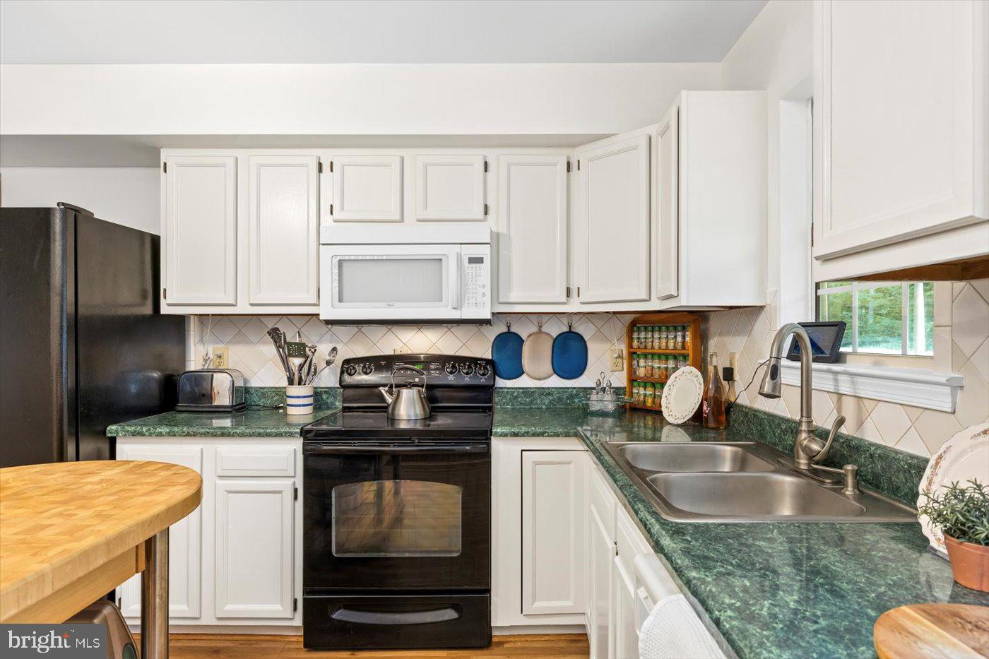 319 FOX HUNTERS LN, MADISON, Virginia 22727, 4 Bedrooms Bedrooms, ,2 BathroomsBathrooms,Residential,For sale,319 FOX HUNTERS LN,VAMA2002310 MLS # VAMA2002310