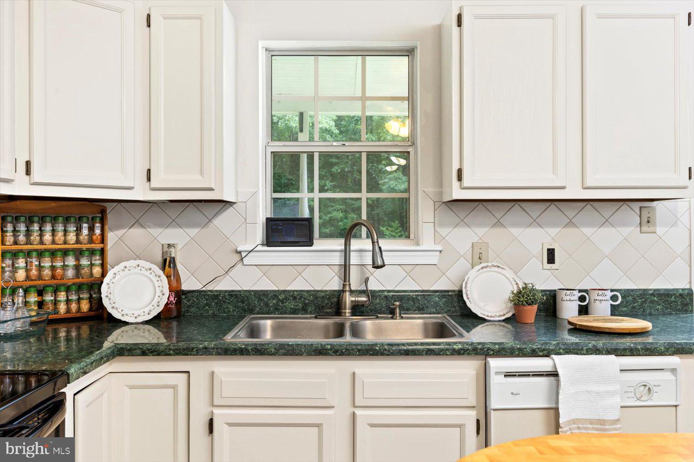 319 FOX HUNTERS LN, MADISON, Virginia 22727, 4 Bedrooms Bedrooms, ,2 BathroomsBathrooms,Residential,For sale,319 FOX HUNTERS LN,VAMA2002310 MLS # VAMA2002310