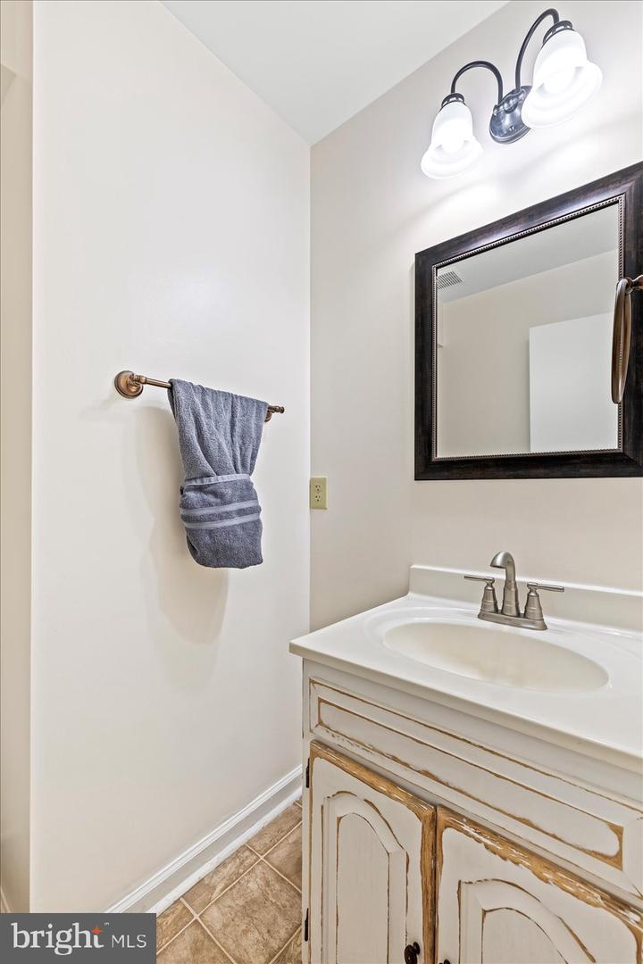 319 FOX HUNTERS LN, MADISON, Virginia 22727, 4 Bedrooms Bedrooms, ,2 BathroomsBathrooms,Residential,For sale,319 FOX HUNTERS LN,VAMA2002310 MLS # VAMA2002310