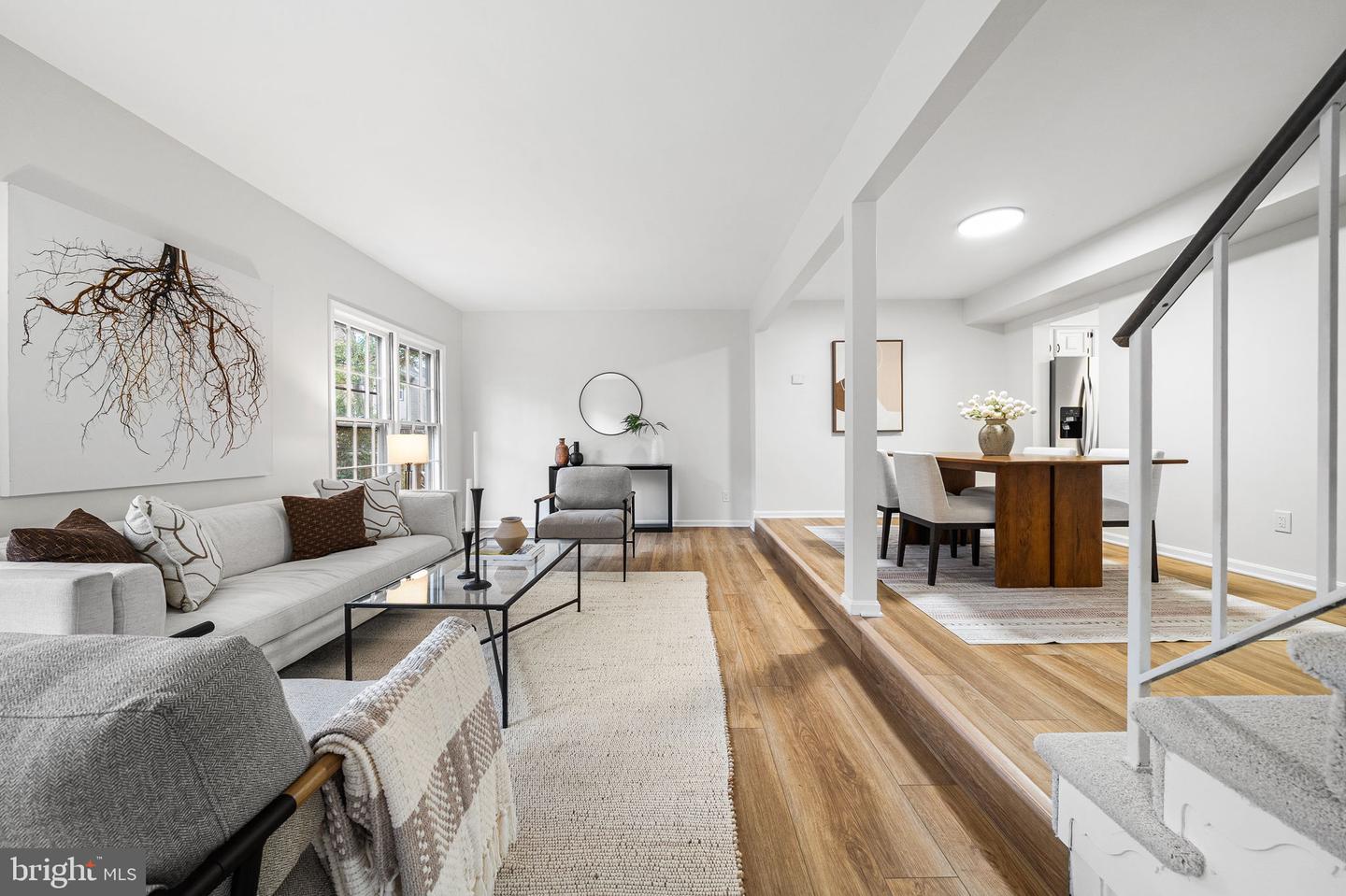 9611 SCOTCH HAVEN DR, VIENNA, Virginia 22181, 3 Bedrooms Bedrooms, ,3 BathroomsBathrooms,Residential,For sale,9611 SCOTCH HAVEN DR,VAFX2265296 MLS # VAFX2265296