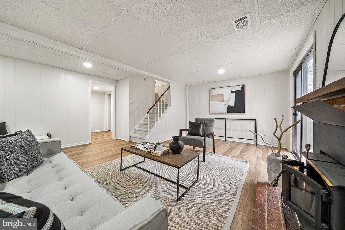 9611 SCOTCH HAVEN DR, VIENNA, Virginia 22181, 3 Bedrooms Bedrooms, ,3 BathroomsBathrooms,Residential,For sale,9611 SCOTCH HAVEN DR,VAFX2265296 MLS # VAFX2265296