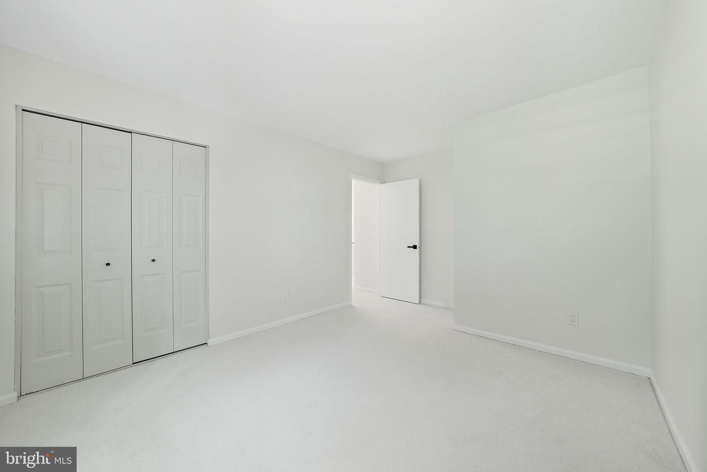 9611 SCOTCH HAVEN DR, VIENNA, Virginia 22181, 3 Bedrooms Bedrooms, ,3 BathroomsBathrooms,Residential,For sale,9611 SCOTCH HAVEN DR,VAFX2265296 MLS # VAFX2265296