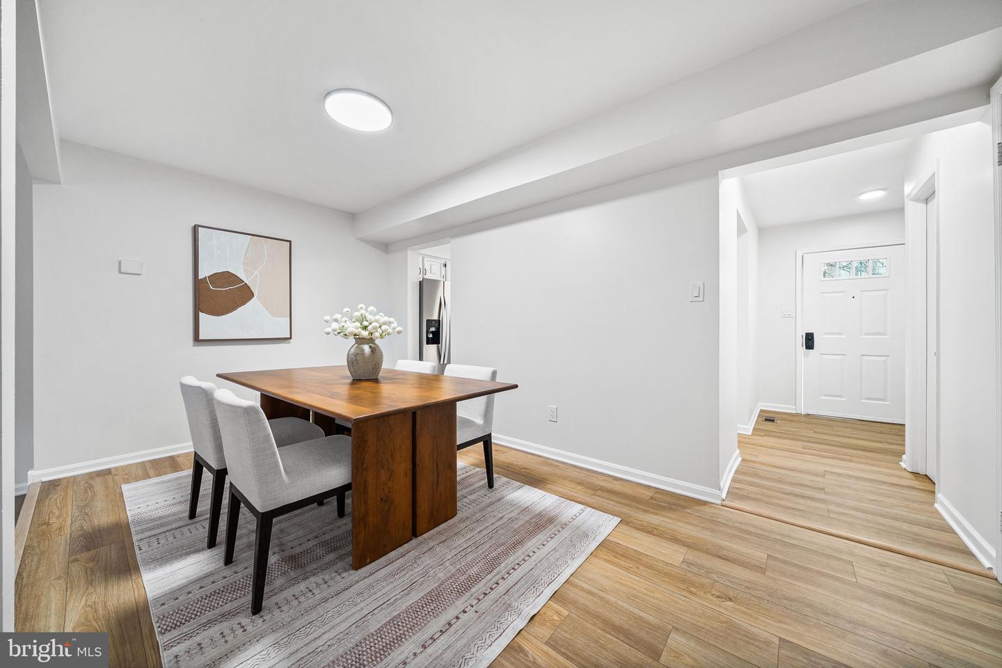 9611 SCOTCH HAVEN DR, VIENNA, Virginia 22181, 3 Bedrooms Bedrooms, ,3 BathroomsBathrooms,Residential,For sale,9611 SCOTCH HAVEN DR,VAFX2265296 MLS # VAFX2265296