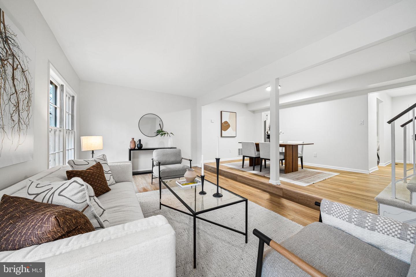 9611 SCOTCH HAVEN DR, VIENNA, Virginia 22181, 3 Bedrooms Bedrooms, ,3 BathroomsBathrooms,Residential,For sale,9611 SCOTCH HAVEN DR,VAFX2265296 MLS # VAFX2265296