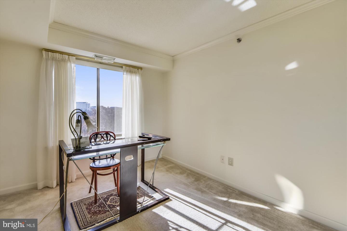 19385 CYPRESS RIDGE TER #920, LEESBURG, Virginia 20176, 3 Bedrooms Bedrooms, 9 Rooms Rooms,2 BathroomsBathrooms,Residential,For sale,19385 CYPRESS RIDGE TER #920,VALO2107774 MLS # VALO2107774