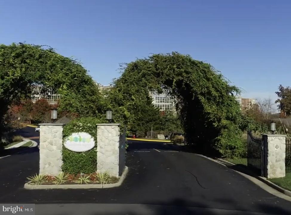 19385 CYPRESS RIDGE TER #920, LEESBURG, Virginia 20176, 3 Bedrooms Bedrooms, 9 Rooms Rooms,2 BathroomsBathrooms,Residential,For sale,19385 CYPRESS RIDGE TER #920,VALO2107774 MLS # VALO2107774