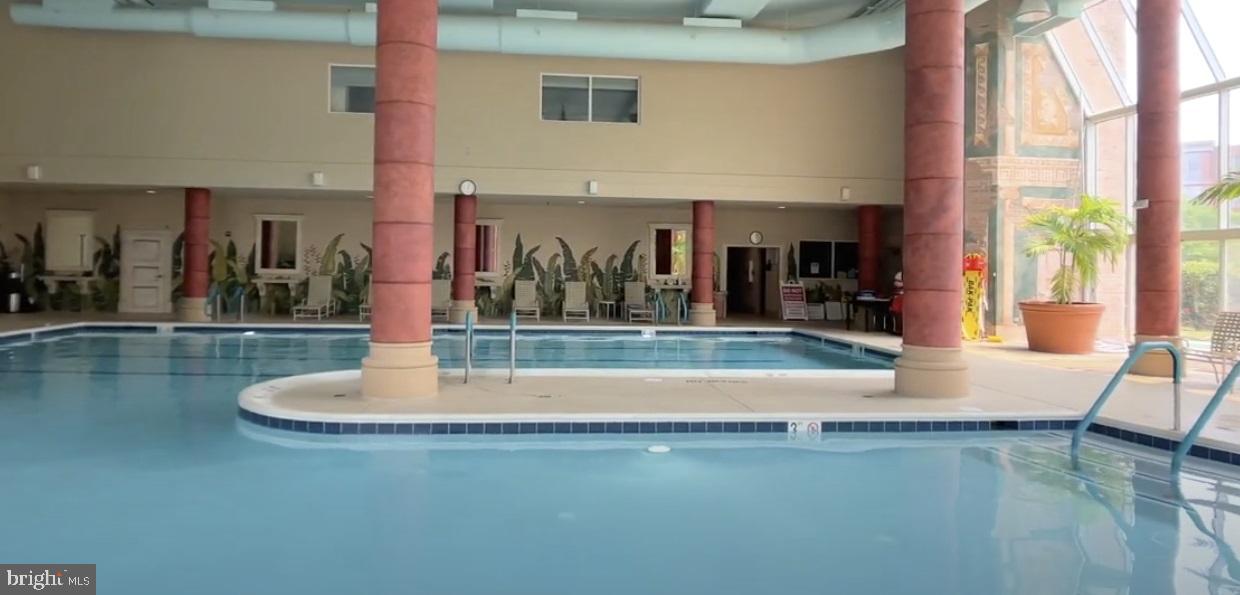 19385 CYPRESS RIDGE TER #920, LEESBURG, Virginia 20176, 3 Bedrooms Bedrooms, 9 Rooms Rooms,2 BathroomsBathrooms,Residential,For sale,19385 CYPRESS RIDGE TER #920,VALO2107774 MLS # VALO2107774