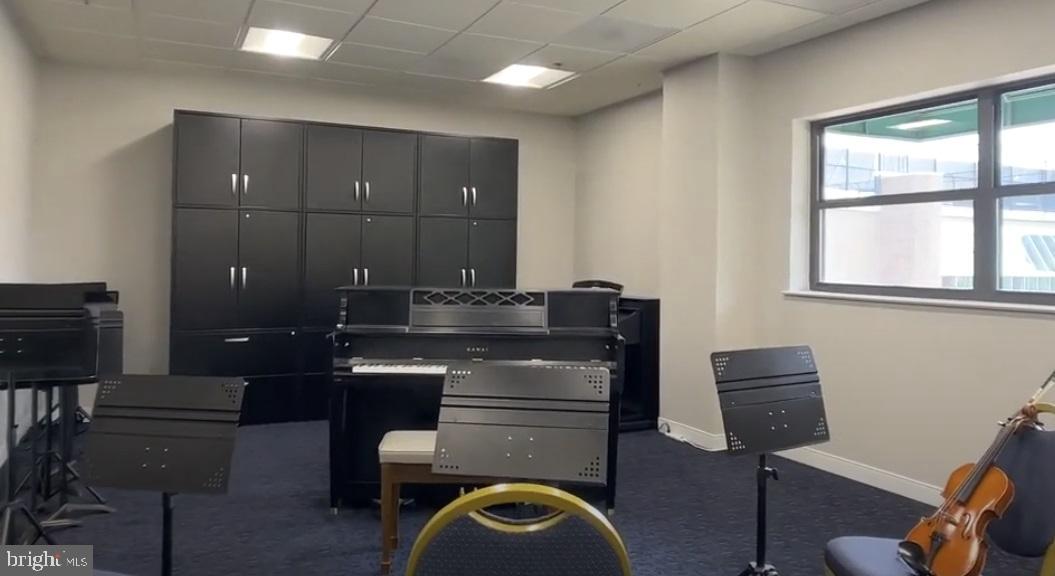 19385 CYPRESS RIDGE TER #920, LEESBURG, Virginia 20176, 3 Bedrooms Bedrooms, 9 Rooms Rooms,2 BathroomsBathrooms,Residential,For sale,19385 CYPRESS RIDGE TER #920,VALO2107774 MLS # VALO2107774