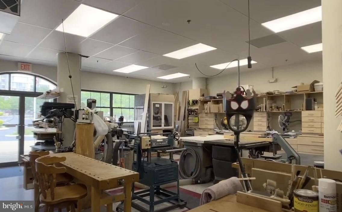 19385 CYPRESS RIDGE TER #920, LEESBURG, Virginia 20176, 3 Bedrooms Bedrooms, 9 Rooms Rooms,2 BathroomsBathrooms,Residential,For sale,19385 CYPRESS RIDGE TER #920,VALO2107774 MLS # VALO2107774