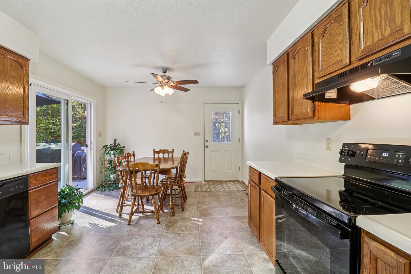 1 MUSTANG CT, SPOTSYLVANIA, Virginia 22551, 3 Bedrooms Bedrooms, ,2 BathroomsBathrooms,Residential,For sale,1 MUSTANG CT,VASP2037024 MLS # VASP2037024