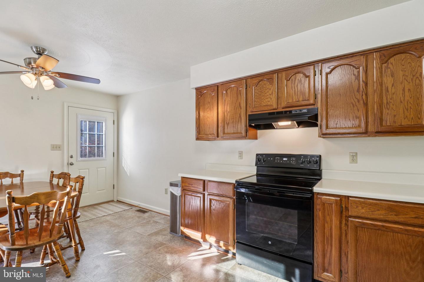 1 MUSTANG CT, SPOTSYLVANIA, Virginia 22551, 3 Bedrooms Bedrooms, ,2 BathroomsBathrooms,Residential,For sale,1 MUSTANG CT,VASP2037024 MLS # VASP2037024