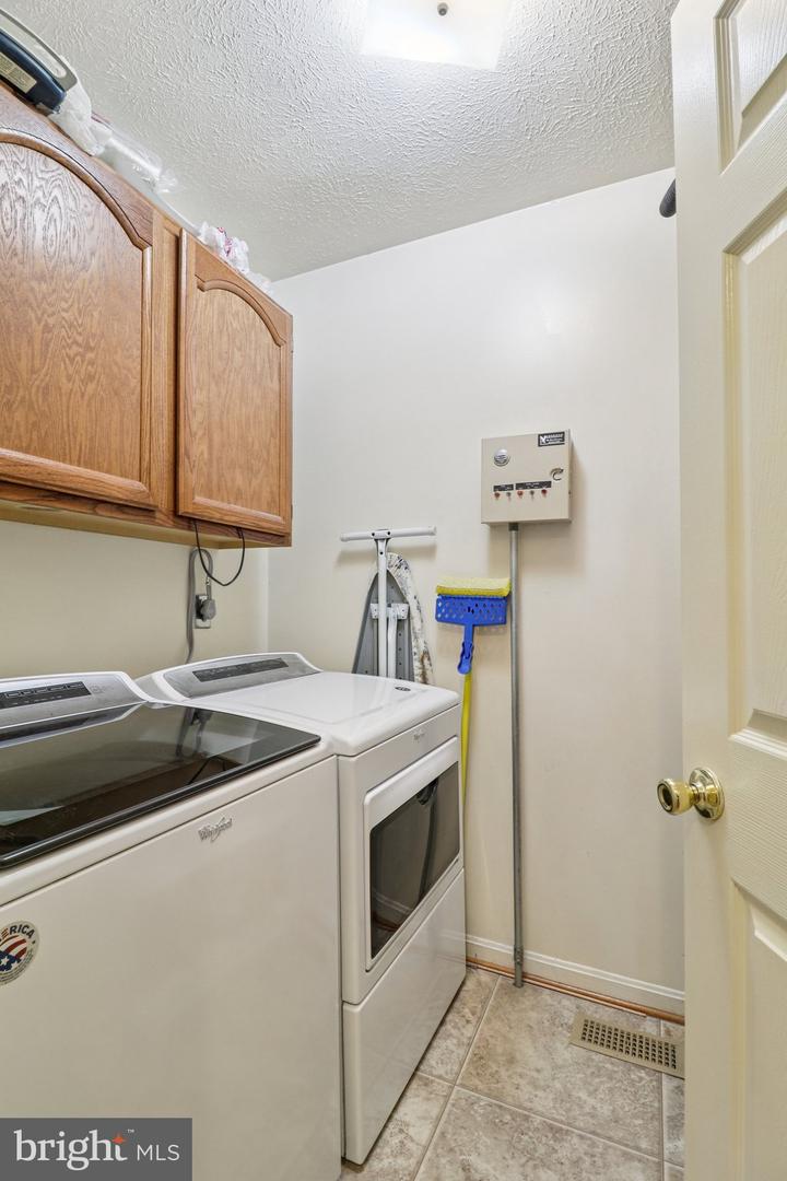 1 MUSTANG CT, SPOTSYLVANIA, Virginia 22551, 3 Bedrooms Bedrooms, ,2 BathroomsBathrooms,Residential,For sale,1 MUSTANG CT,VASP2037024 MLS # VASP2037024