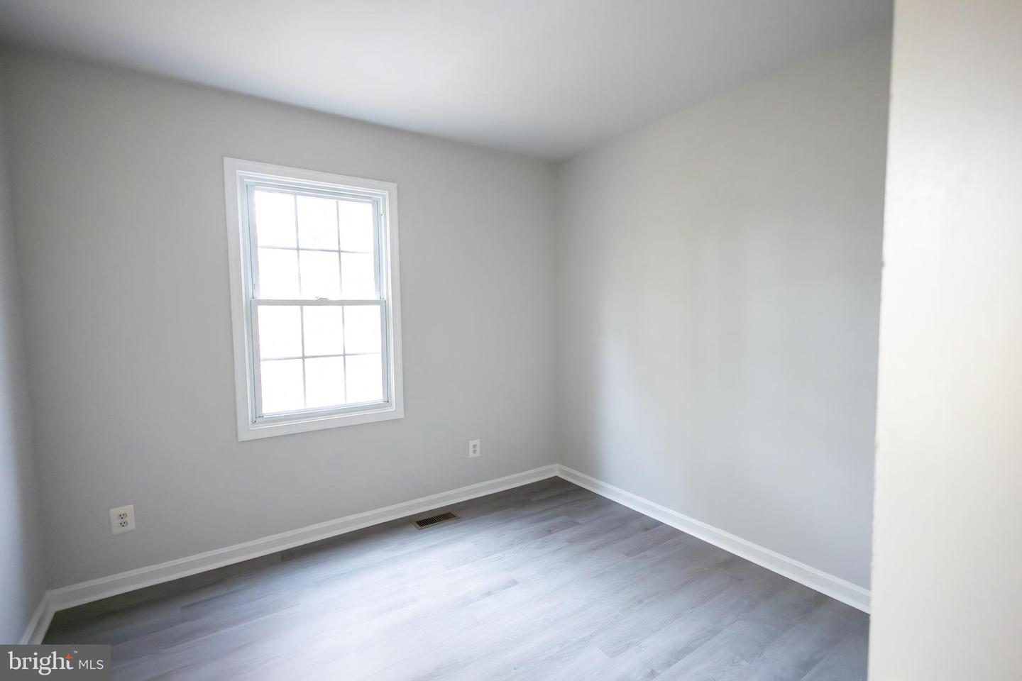 5810 CASCADE DR, FREDERICKSBURG, Virginia 22407, 4 Bedrooms Bedrooms, ,3 BathroomsBathrooms,Residential,For sale,5810 CASCADE DR,VASP2037216 MLS # VASP2037216