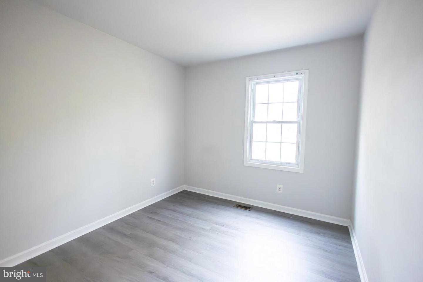 5810 CASCADE DR, FREDERICKSBURG, Virginia 22407, 4 Bedrooms Bedrooms, ,3 BathroomsBathrooms,Residential,For sale,5810 CASCADE DR,VASP2037216 MLS # VASP2037216