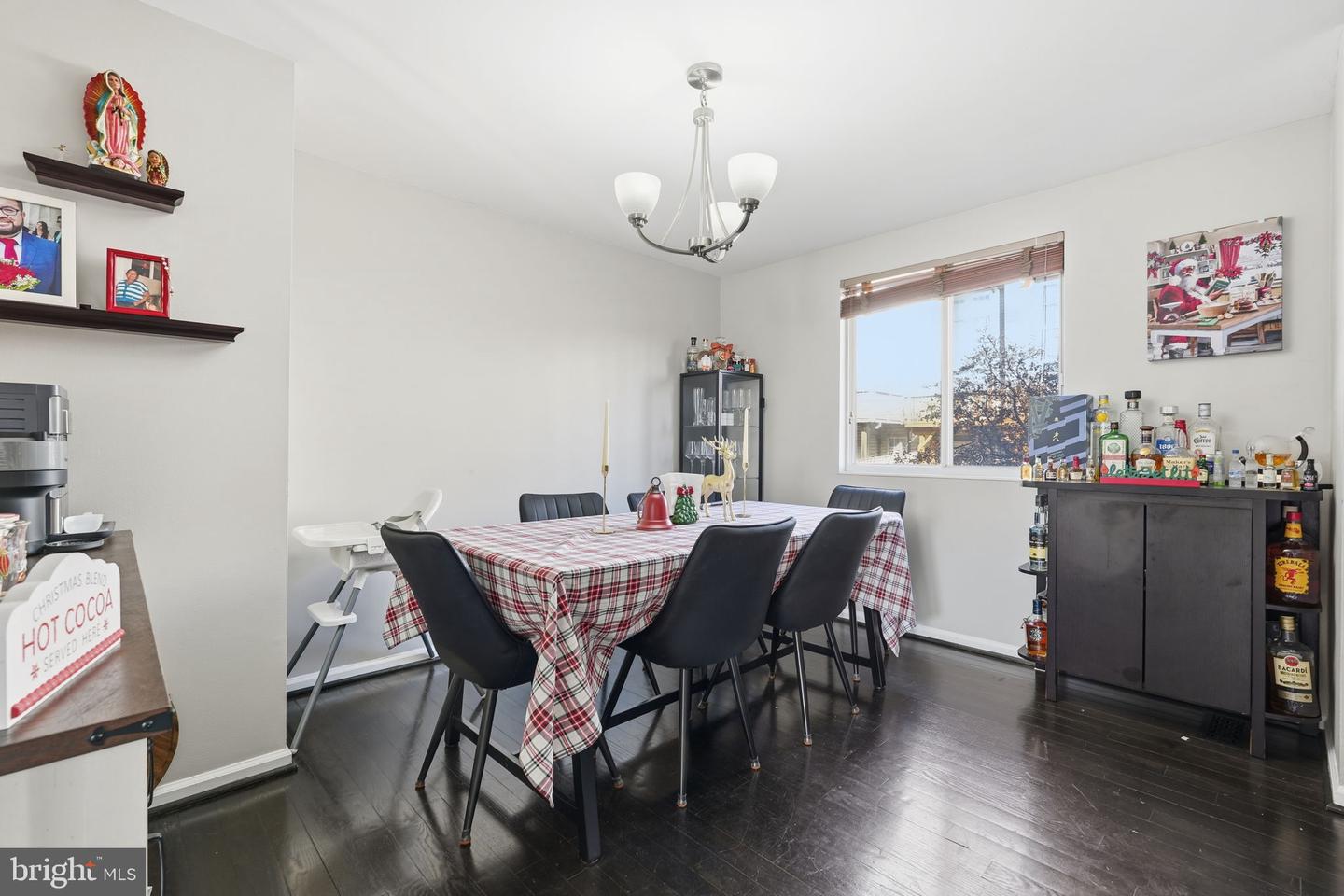 6311 BETSY ROSS CT, CENTREVILLE, Virginia 20121, 3 Bedrooms Bedrooms, ,2 BathroomsBathrooms,Residential,For sale,6311 BETSY ROSS CT,VAFX2279086 MLS # VAFX2279086