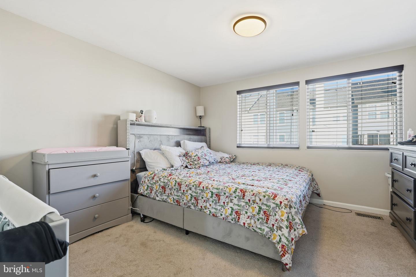 6311 BETSY ROSS CT, CENTREVILLE, Virginia 20121, 3 Bedrooms Bedrooms, ,2 BathroomsBathrooms,Residential,For sale,6311 BETSY ROSS CT,VAFX2279086 MLS # VAFX2279086