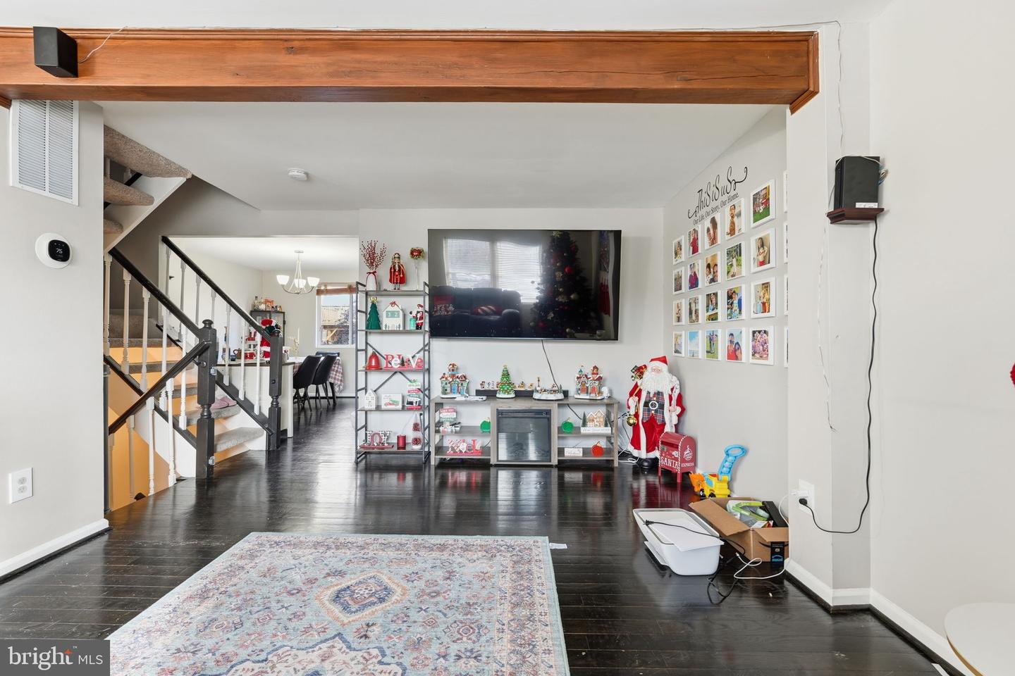 6311 BETSY ROSS CT, CENTREVILLE, Virginia 20121, 3 Bedrooms Bedrooms, ,2 BathroomsBathrooms,Residential,For sale,6311 BETSY ROSS CT,VAFX2279086 MLS # VAFX2279086