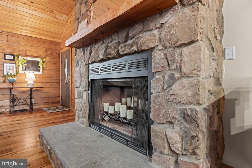 4112 JACKS SHOP RD, ROCHELLE, Virginia 22738, 3 Bedrooms Bedrooms, ,2 BathroomsBathrooms,Residential,4112 JACKS SHOP RD,VAMA2002618 MLS # VAMA2002618