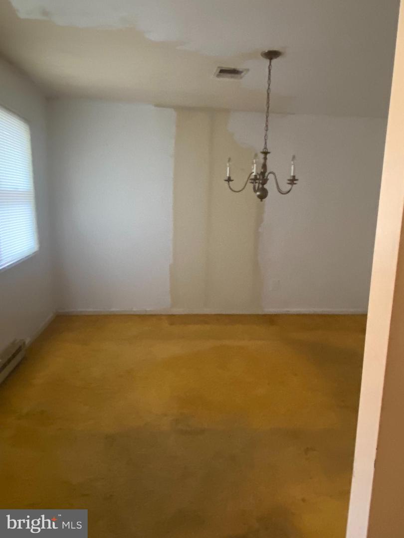 501 TAVENNER CT, STERLING, Virginia 20164, 4 Bedrooms Bedrooms, ,2 BathroomsBathrooms,Residential,For sale,501 TAVENNER CT,VALO2112206 MLS # VALO2112206