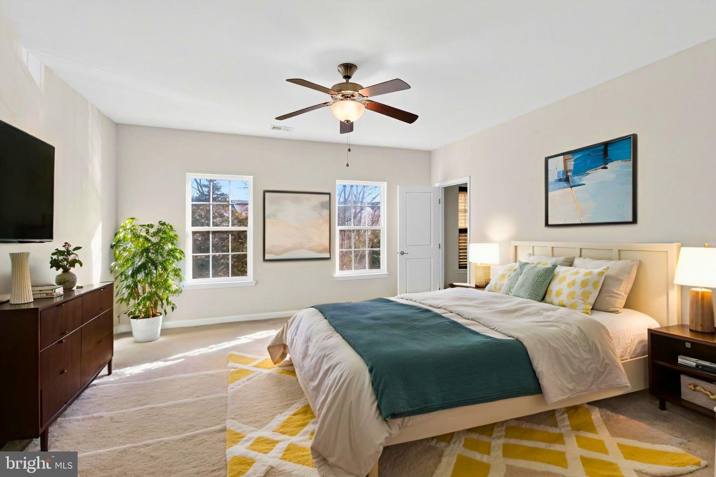 6932 KONA DR, GAINESVILLE, Virginia 20155, 3 Bedrooms Bedrooms, ,2 BathroomsBathrooms,Residential,For sale,6932 KONA DR,VAPW2109164 MLS # VAPW2109164