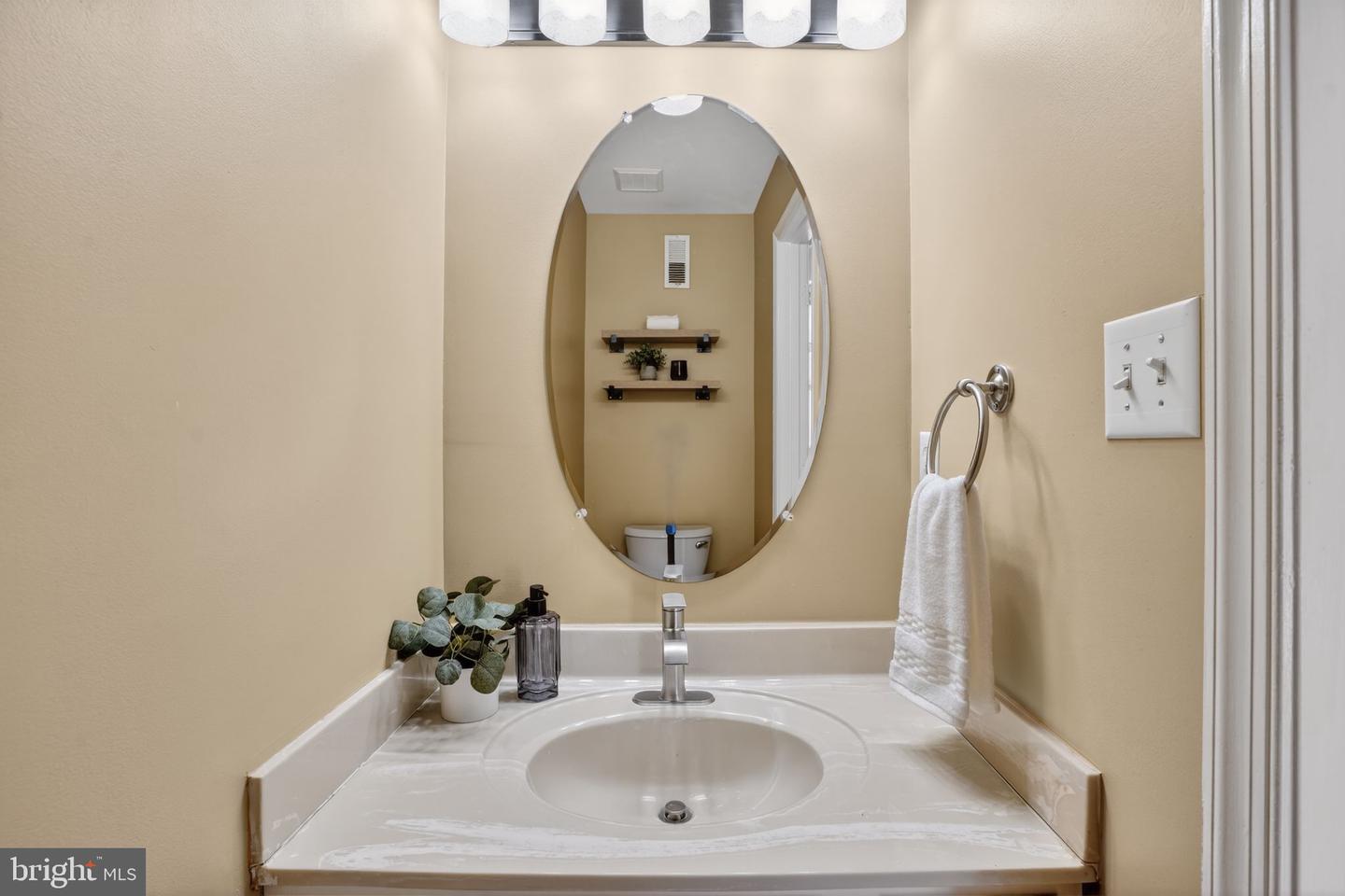 2502 18TH ST NE, WASHINGTON, District Of Columbia 20018, 3 Bedrooms Bedrooms, ,3 BathroomsBathrooms,Residential,For sale,2502 18TH ST NE,DCDC2235122 MLS # DCDC2235122