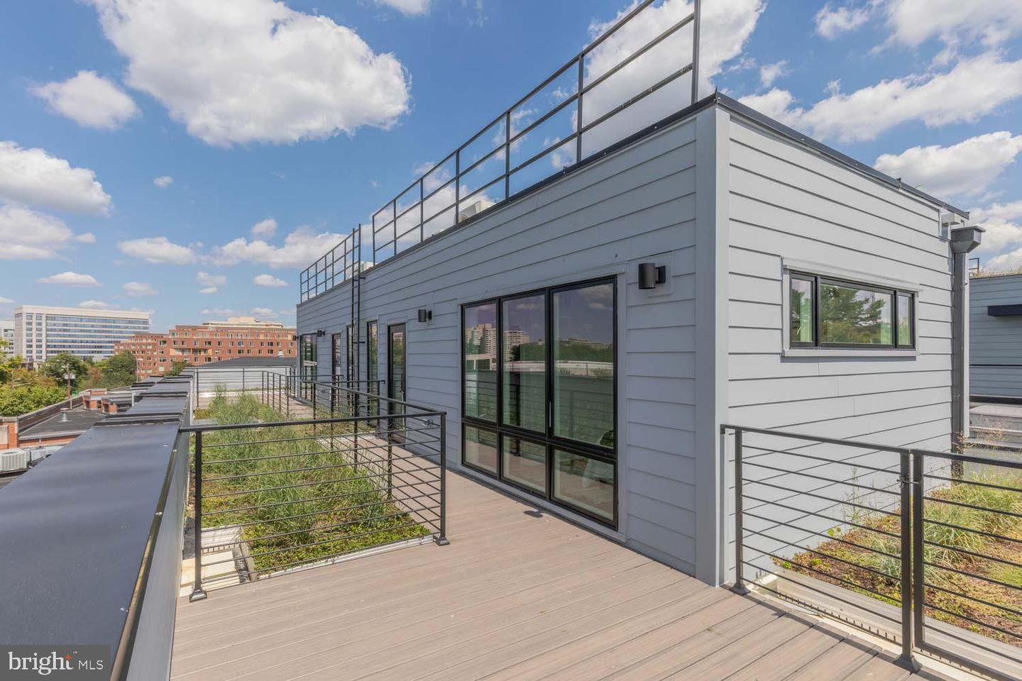 4347 HARRISON ST NW #8, WASHINGTON, District Of Columbia 20015, 3 Bedrooms Bedrooms, ,2 BathroomsBathrooms,Residential,For sale,4347 HARRISON ST NW #8,DCDC2239390 MLS # DCDC2239390