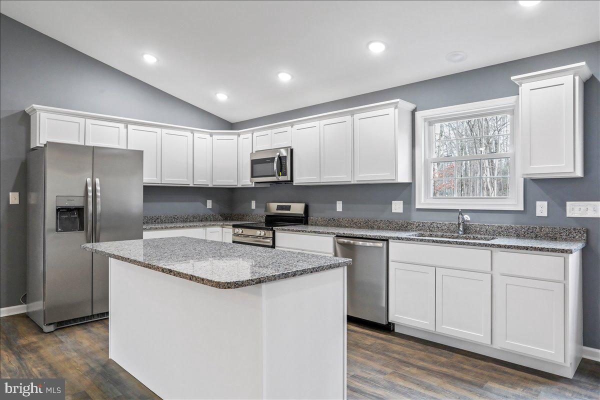 1200 OLD OAK LN, FRONT ROYAL, Virginia 22630, 3 Bedrooms Bedrooms, ,2 BathroomsBathrooms,Residential,For sale,1200 OLD OAK LN,VAWR2013024 MLS # VAWR2013024