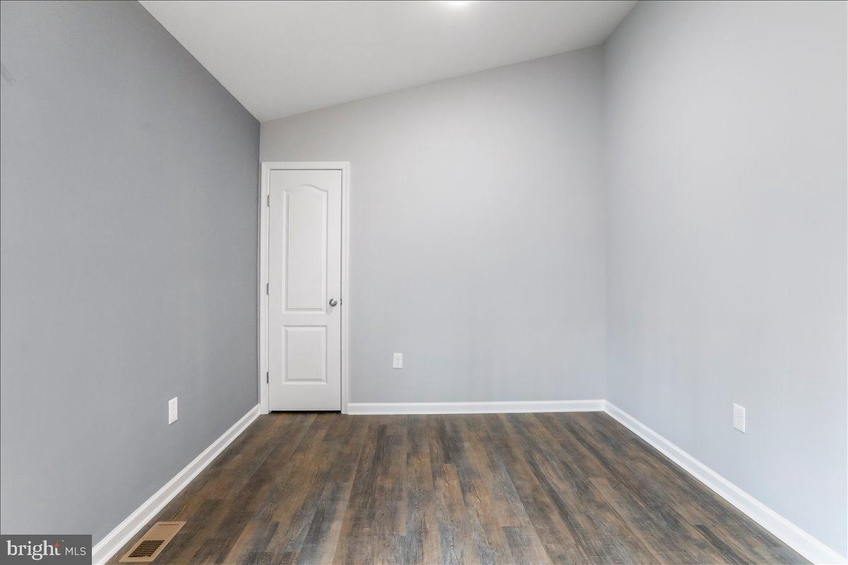 1200 OLD OAK LN, FRONT ROYAL, Virginia 22630, 3 Bedrooms Bedrooms, ,2 BathroomsBathrooms,Residential,For sale,1200 OLD OAK LN,VAWR2013024 MLS # VAWR2013024