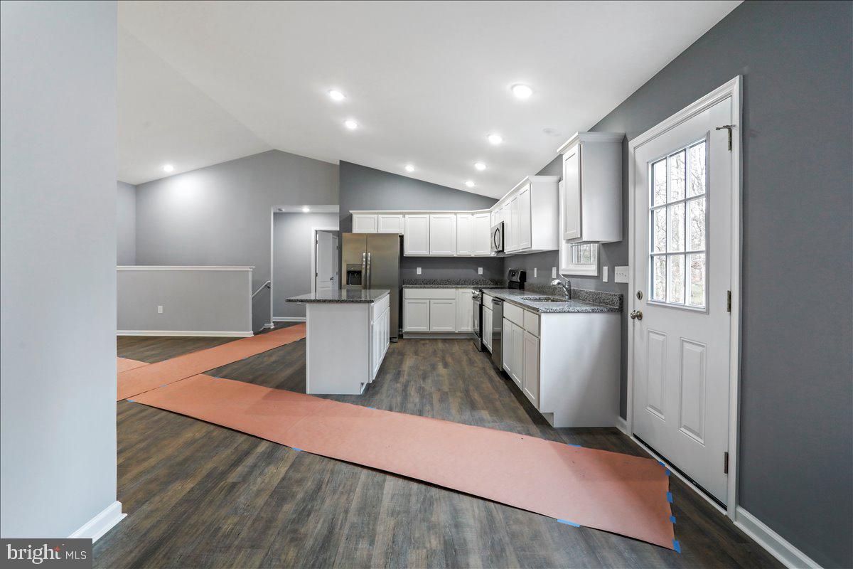 1200 OLD OAK LN, FRONT ROYAL, Virginia 22630, 3 Bedrooms Bedrooms, ,2 BathroomsBathrooms,Residential,For sale,1200 OLD OAK LN,VAWR2013024 MLS # VAWR2013024