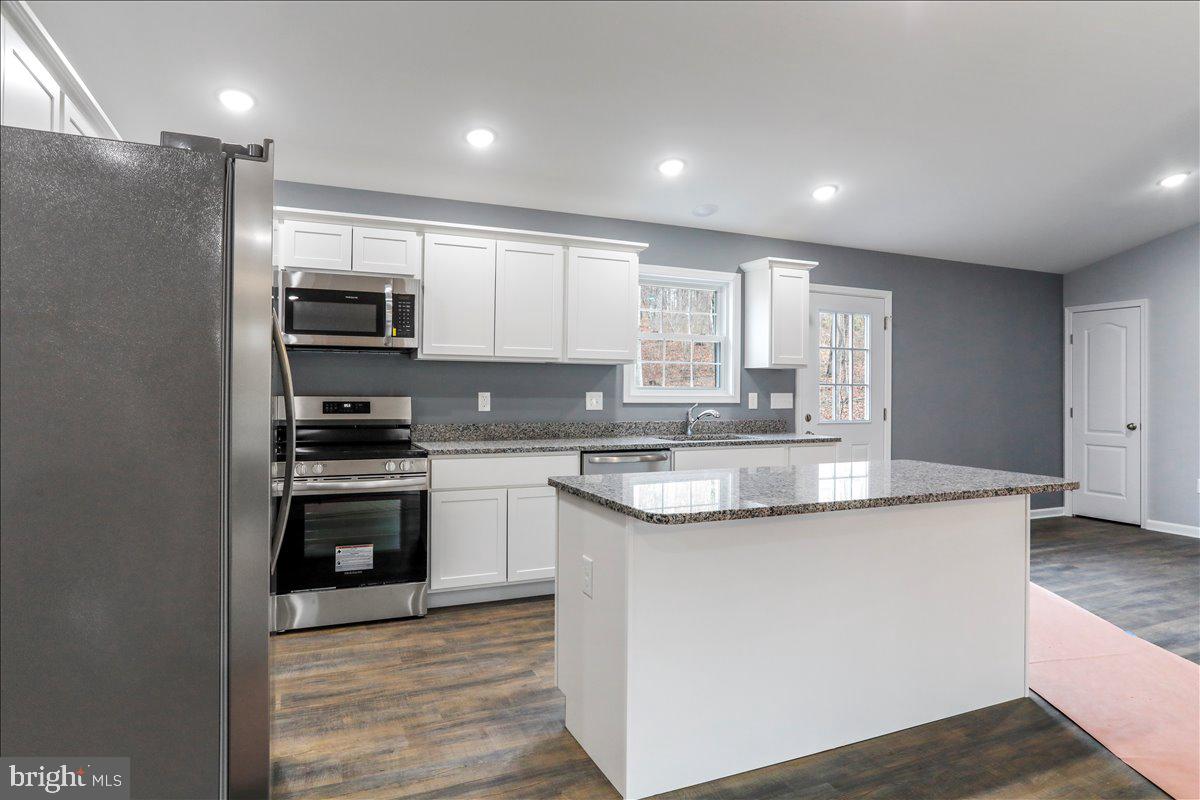 1200 OLD OAK LN, FRONT ROYAL, Virginia 22630, 3 Bedrooms Bedrooms, ,2 BathroomsBathrooms,Residential,For sale,1200 OLD OAK LN,VAWR2013024 MLS # VAWR2013024