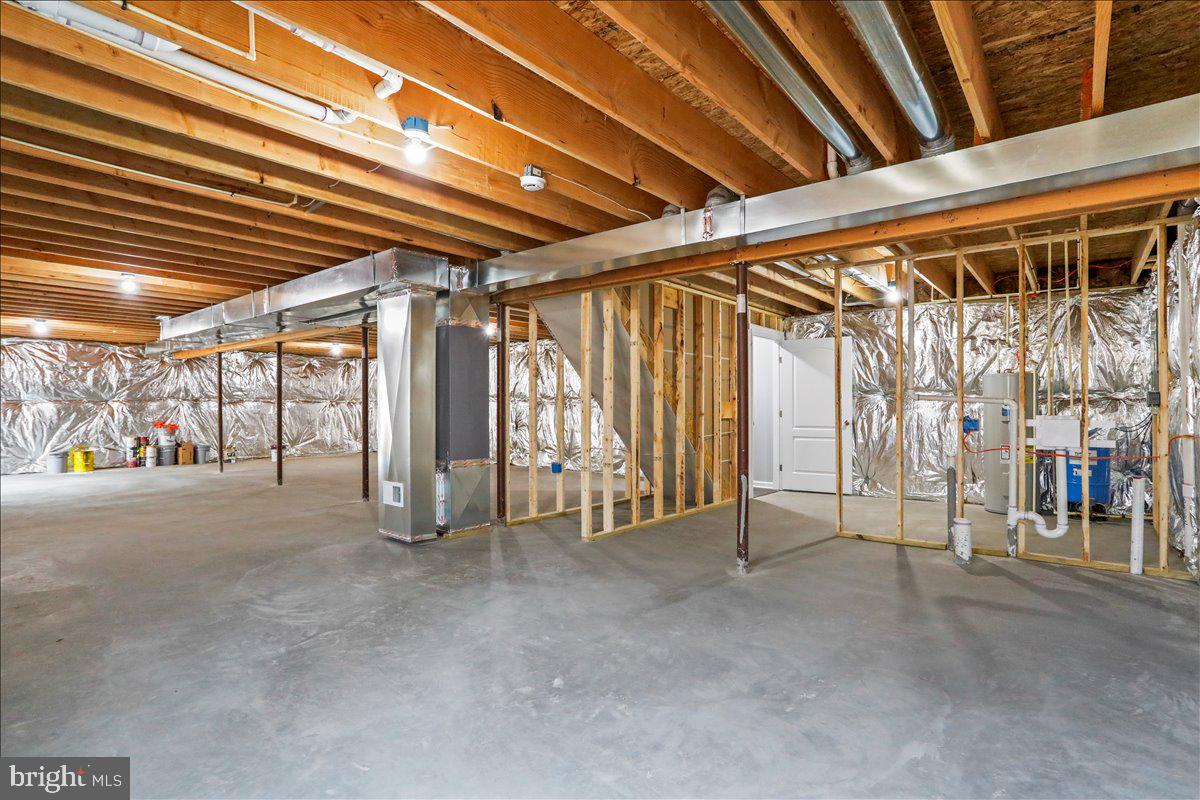 1200 OLD OAK LN, FRONT ROYAL, Virginia 22630, 3 Bedrooms Bedrooms, ,2 BathroomsBathrooms,Residential,For sale,1200 OLD OAK LN,VAWR2013024 MLS # VAWR2013024