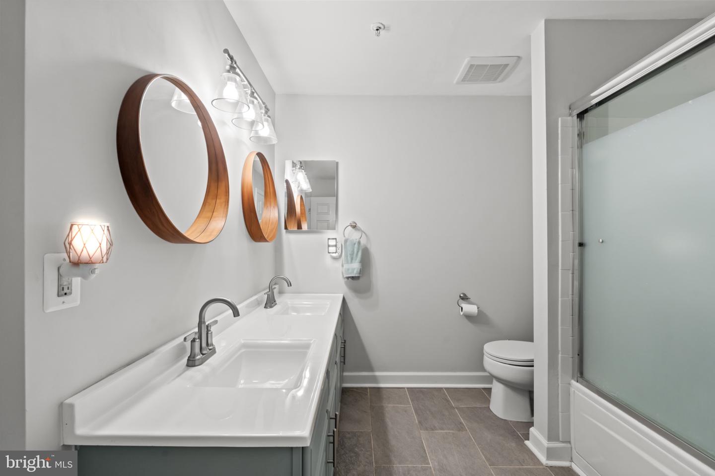 4920 BARBOUR DR #A, ALEXANDRIA, Virginia 22304, 2 Bedrooms Bedrooms, 9 Rooms Rooms,2 BathroomsBathrooms,Residential,For sale,4920 BARBOUR DR #A,VAAX2052942 MLS # VAAX2052942