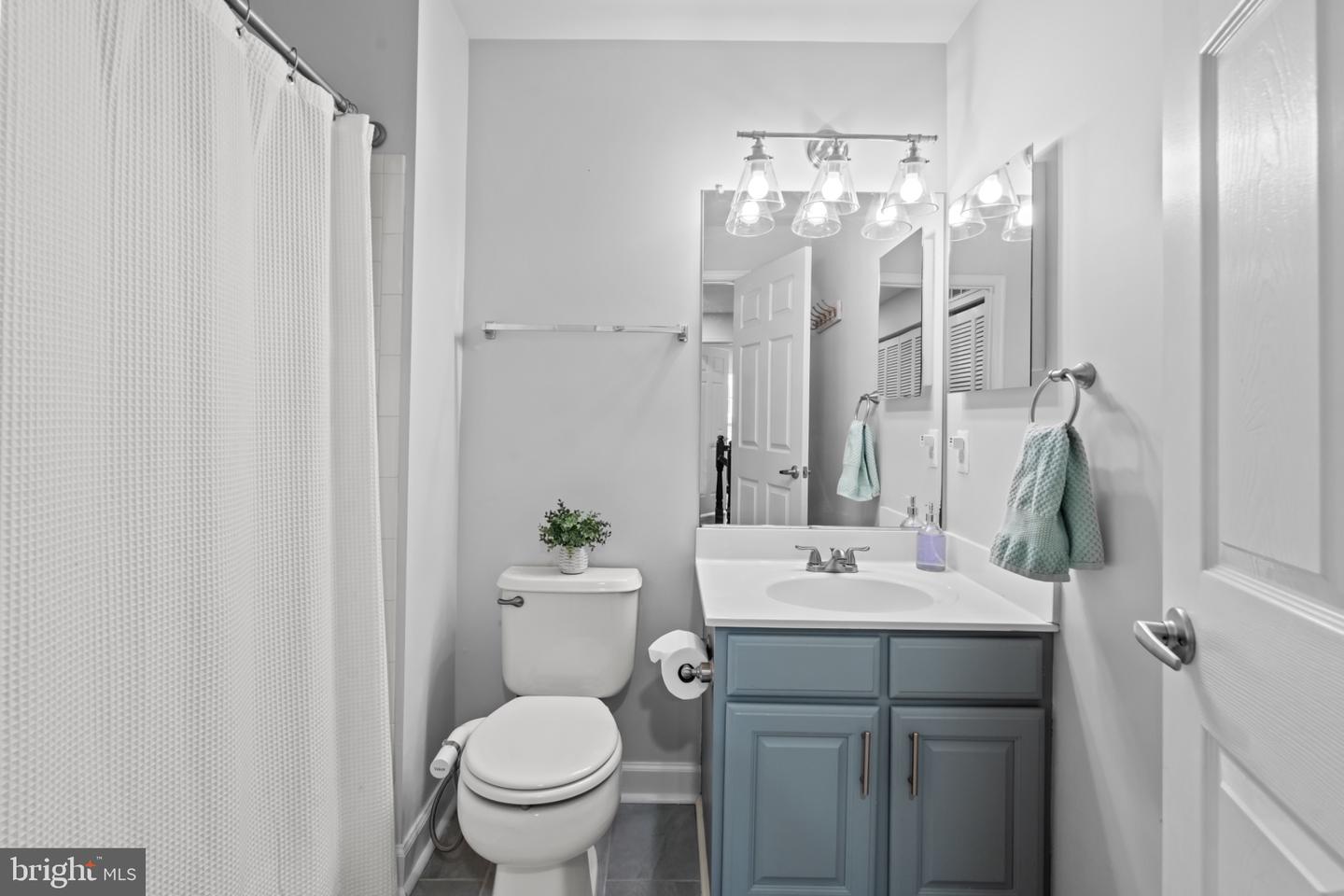 4920 BARBOUR DR #A, ALEXANDRIA, Virginia 22304, 2 Bedrooms Bedrooms, 9 Rooms Rooms,2 BathroomsBathrooms,Residential,For sale,4920 BARBOUR DR #A,VAAX2052942 MLS # VAAX2052942