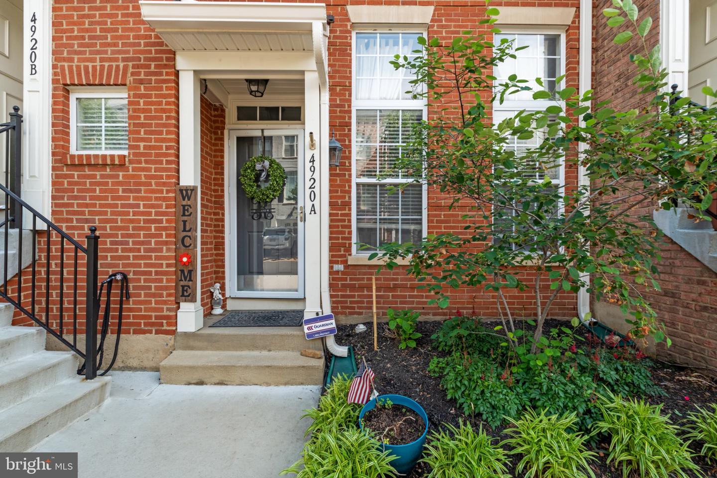 4920 BARBOUR DR #A, ALEXANDRIA, Virginia 22304, 2 Bedrooms Bedrooms, 9 Rooms Rooms,2 BathroomsBathrooms,Residential,For sale,4920 BARBOUR DR #A,VAAX2052942 MLS # VAAX2052942