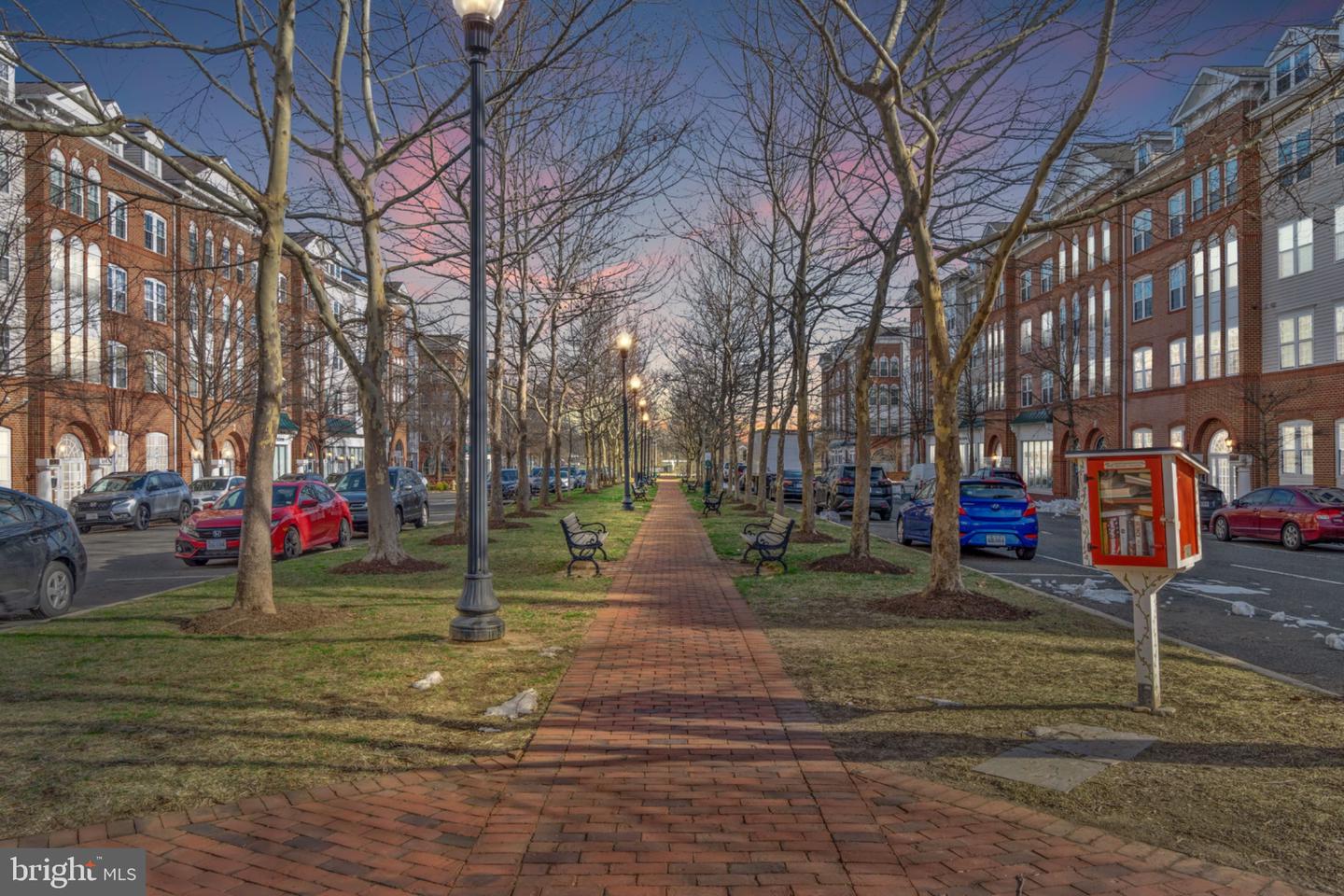 4920 BARBOUR DR #A, ALEXANDRIA, Virginia 22304, 2 Bedrooms Bedrooms, 9 Rooms Rooms,2 BathroomsBathrooms,Residential,For sale,4920 BARBOUR DR #A,VAAX2052942 MLS # VAAX2052942