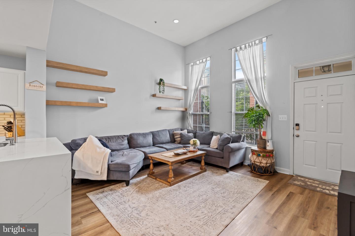 4920 BARBOUR DR #A, ALEXANDRIA, Virginia 22304, 2 Bedrooms Bedrooms, 9 Rooms Rooms,2 BathroomsBathrooms,Residential,For sale,4920 BARBOUR DR #A,VAAX2052942 MLS # VAAX2052942