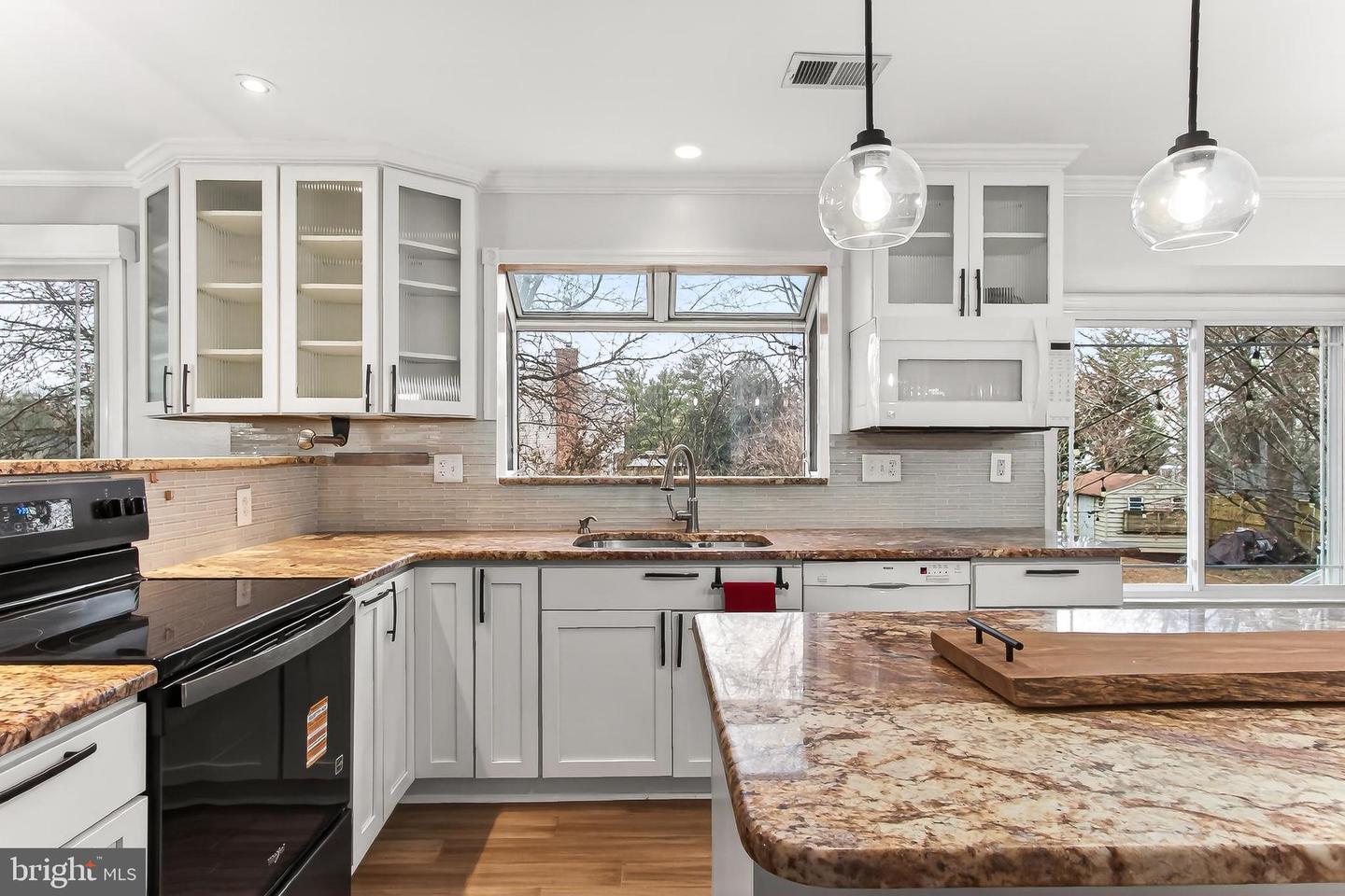 10416 MONTEROSA PL, MANASSAS, Virginia 20110, 4 Bedrooms Bedrooms, ,3 BathroomsBathrooms,Residential,For sale,10416 MONTEROSA PL,VAPW2110178 MLS # VAPW2110178