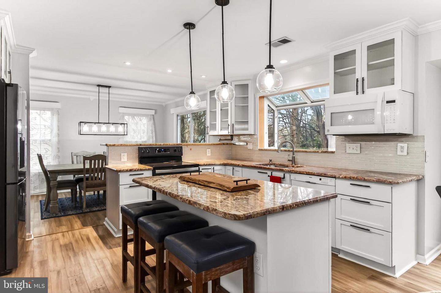 10416 MONTEROSA PL, MANASSAS, Virginia 20110, 4 Bedrooms Bedrooms, ,3 BathroomsBathrooms,Residential,For sale,10416 MONTEROSA PL,VAPW2110178 MLS # VAPW2110178