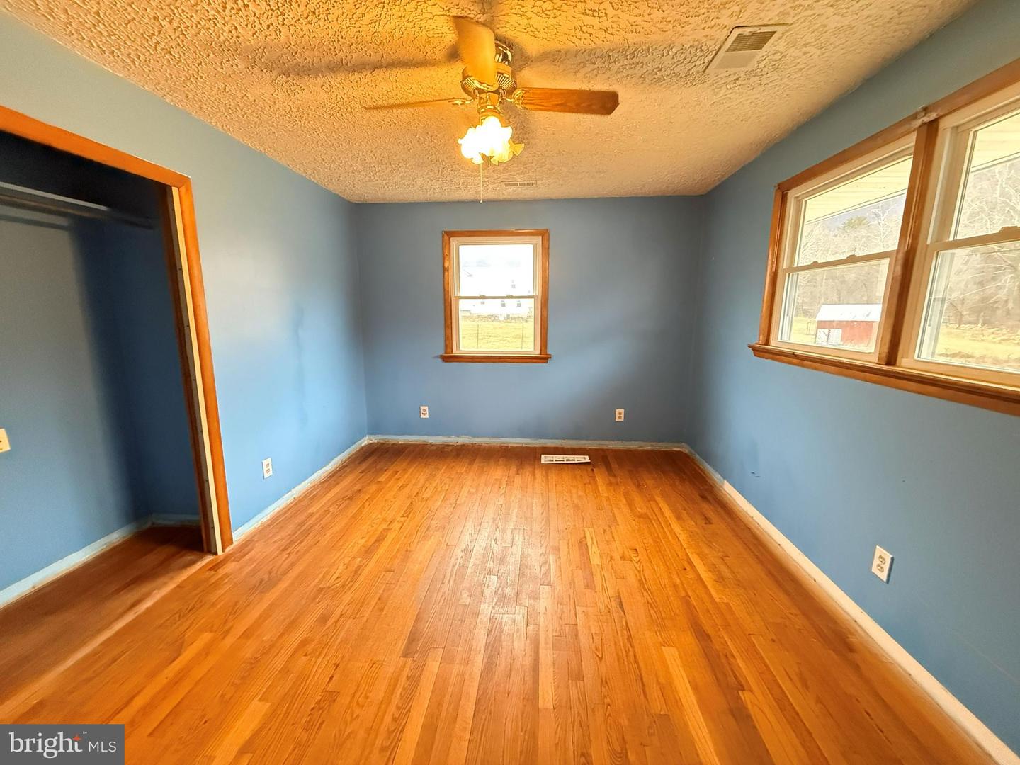 82 BROAD RUN RD, BENTONVILLE, Virginia 22610, 3 Bedrooms Bedrooms, ,2 BathroomsBathrooms,Residential,For sale,82 BROAD RUN RD,VAWR2013082 MLS # VAWR2013082