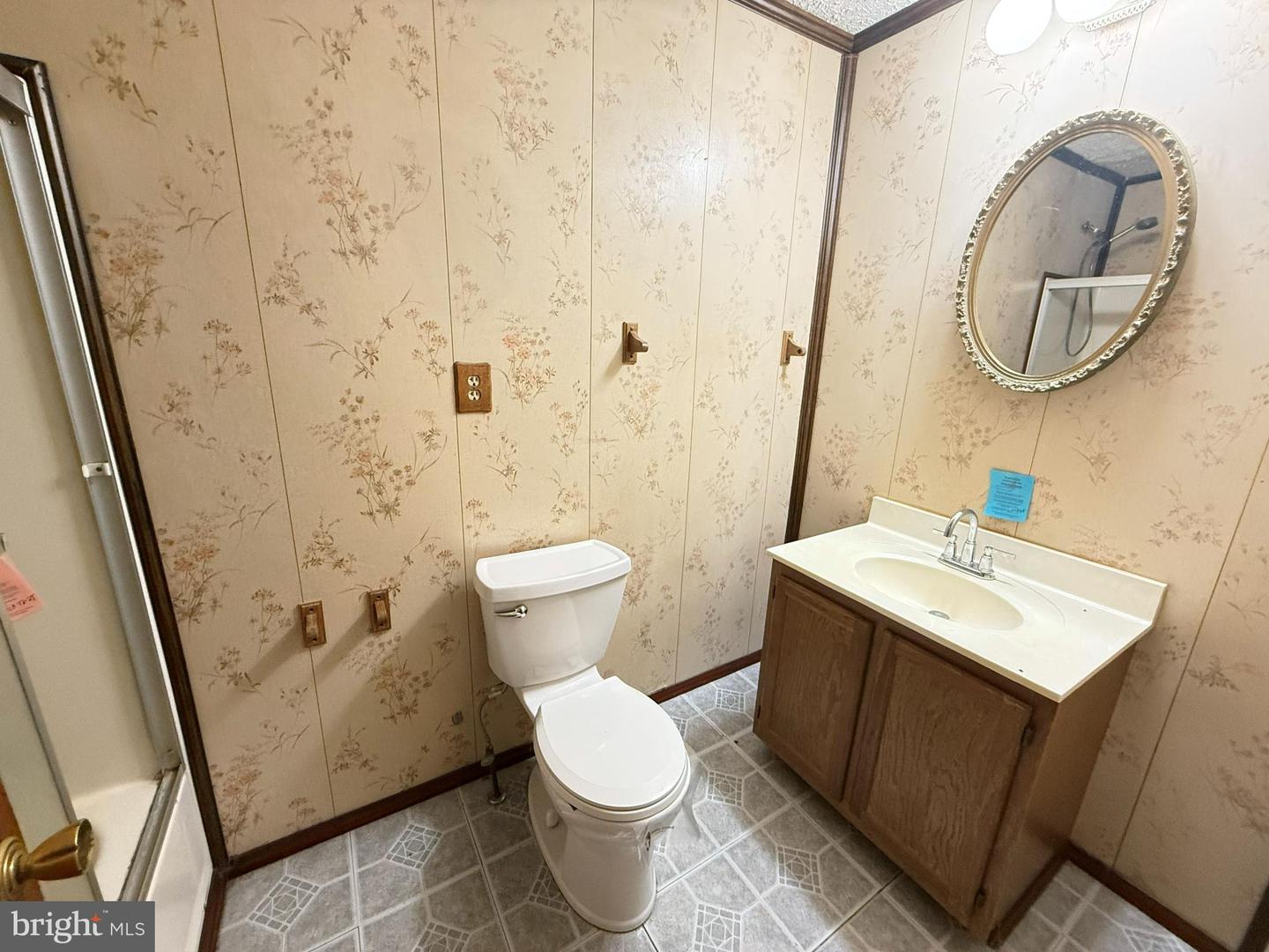 82 BROAD RUN RD, BENTONVILLE, Virginia 22610, 3 Bedrooms Bedrooms, ,2 BathroomsBathrooms,Residential,For sale,82 BROAD RUN RD,VAWR2013082 MLS # VAWR2013082