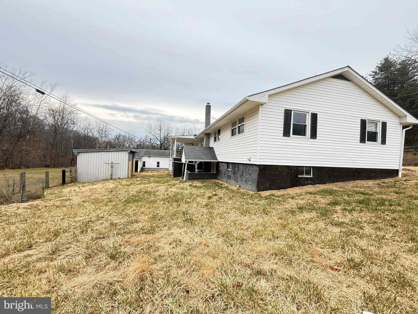 82 BROAD RUN RD, BENTONVILLE, Virginia 22610, 3 Bedrooms Bedrooms, ,2 BathroomsBathrooms,Residential,For sale,82 BROAD RUN RD,VAWR2013082 MLS # VAWR2013082