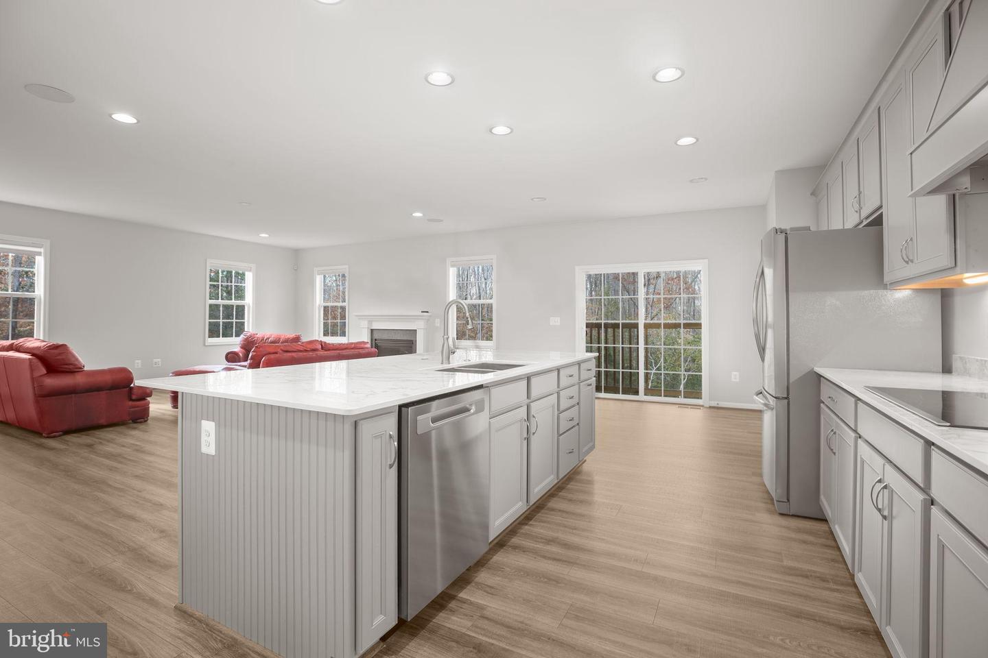 8005 ASHFORD DR, FREDERICKSBURG, Virginia 22407, 4 Bedrooms Bedrooms, 10 Rooms Rooms,3 BathroomsBathrooms,Residential,For sale,8005 ASHFORD DR,VASP2038546 MLS # VASP2038546