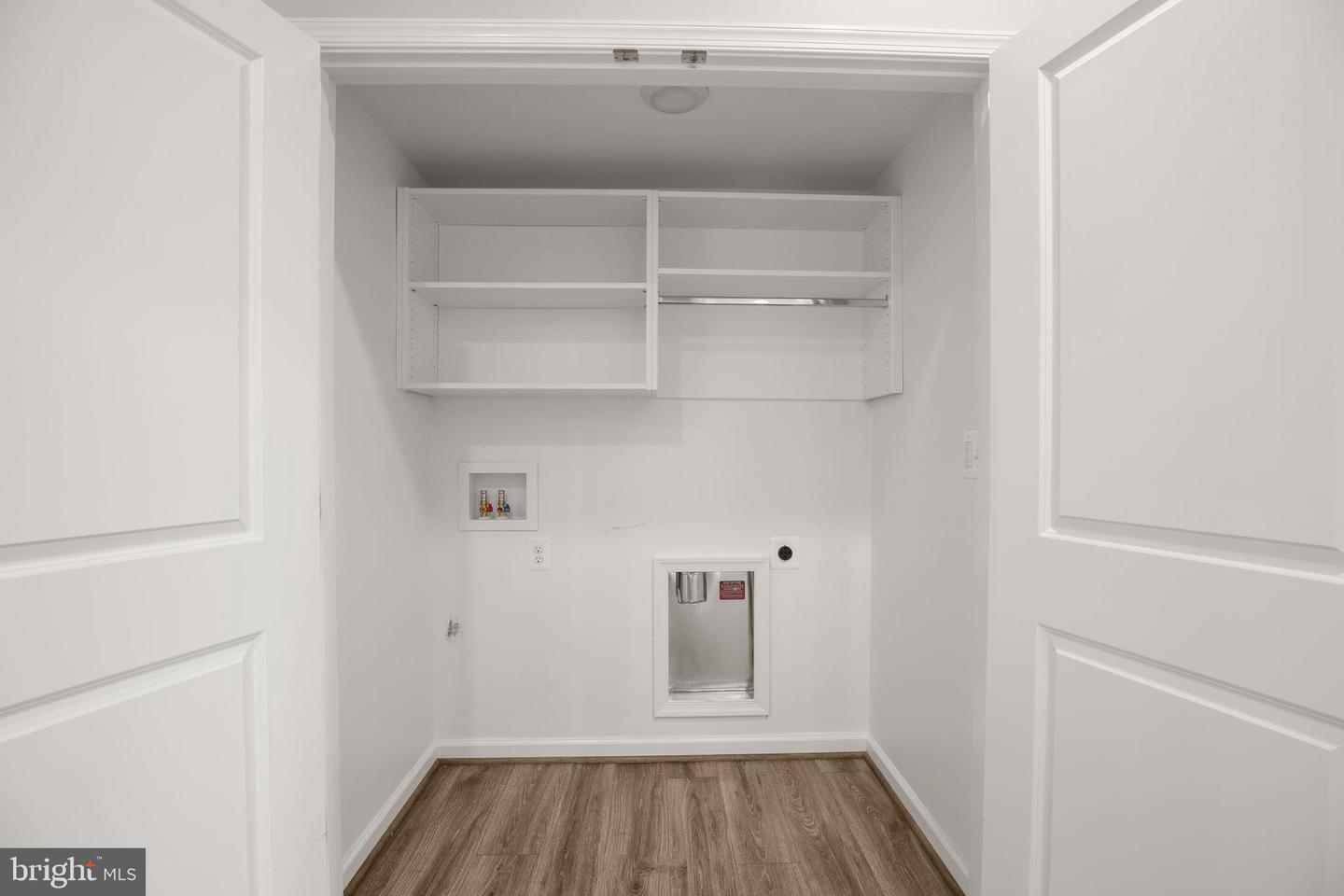 8005 ASHFORD DR, FREDERICKSBURG, Virginia 22407, 4 Bedrooms Bedrooms, 10 Rooms Rooms,3 BathroomsBathrooms,Residential,For sale,8005 ASHFORD DR,VASP2038546 MLS # VASP2038546