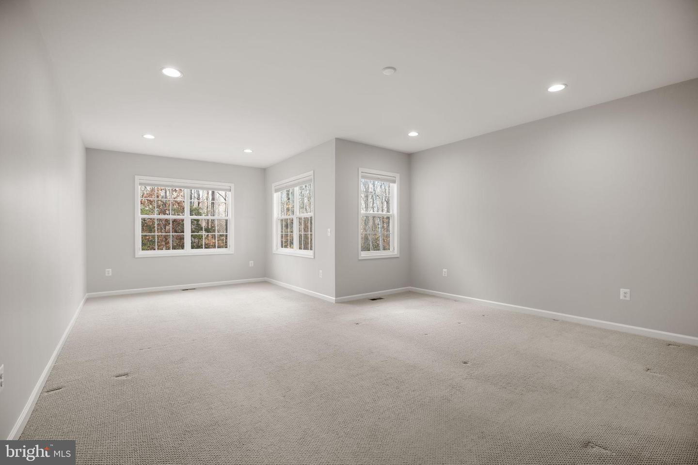 8005 ASHFORD DR, FREDERICKSBURG, Virginia 22407, 4 Bedrooms Bedrooms, 10 Rooms Rooms,3 BathroomsBathrooms,Residential,For sale,8005 ASHFORD DR,VASP2038546 MLS # VASP2038546