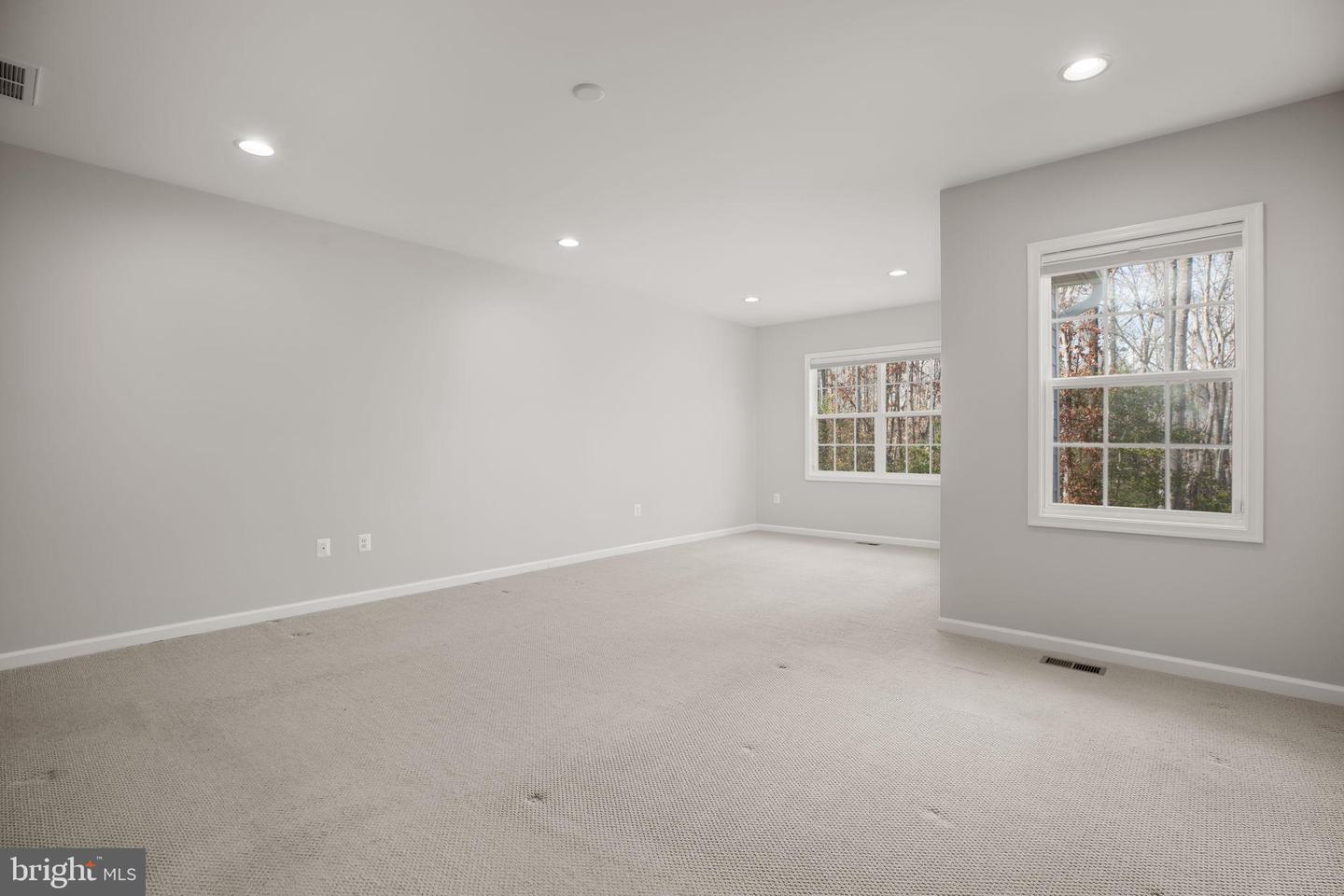 8005 ASHFORD DR, FREDERICKSBURG, Virginia 22407, 4 Bedrooms Bedrooms, 10 Rooms Rooms,3 BathroomsBathrooms,Residential,For sale,8005 ASHFORD DR,VASP2038546 MLS # VASP2038546